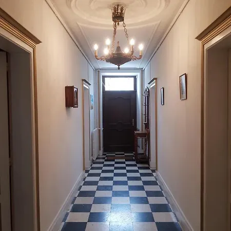 Le Vieux Notaire *