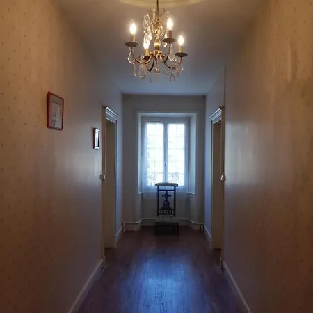 Le Vieux Notaire *